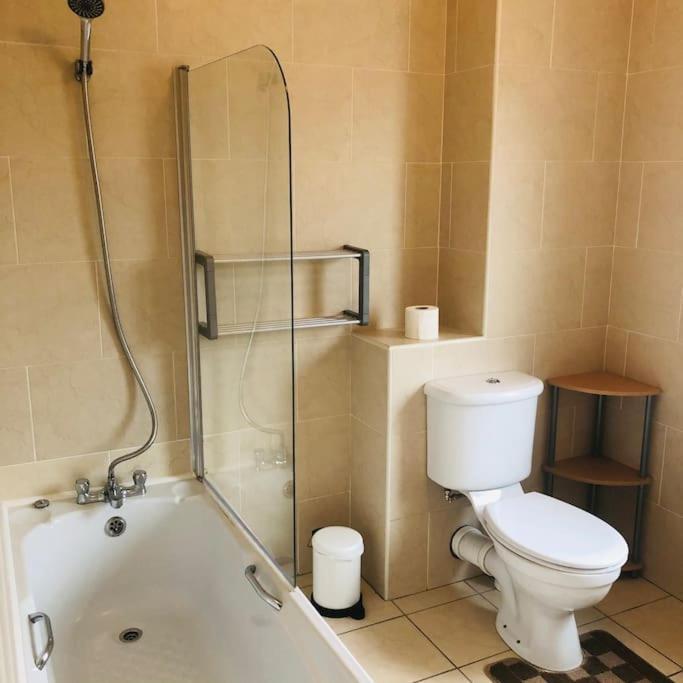 Vila Townhouse Clifden: Located In The Heart Of Connemara Exteriér fotografie