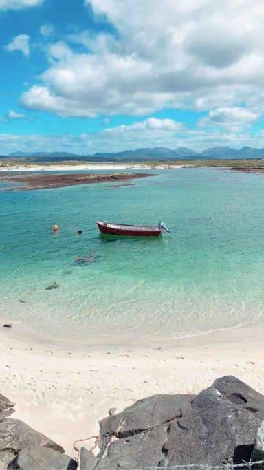 Vila Townhouse Clifden: Located In The Heart Of Connemara Exteriér fotografie